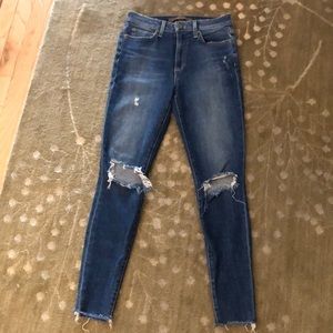 Joe’s medium wash distressed skinny jeans size 25